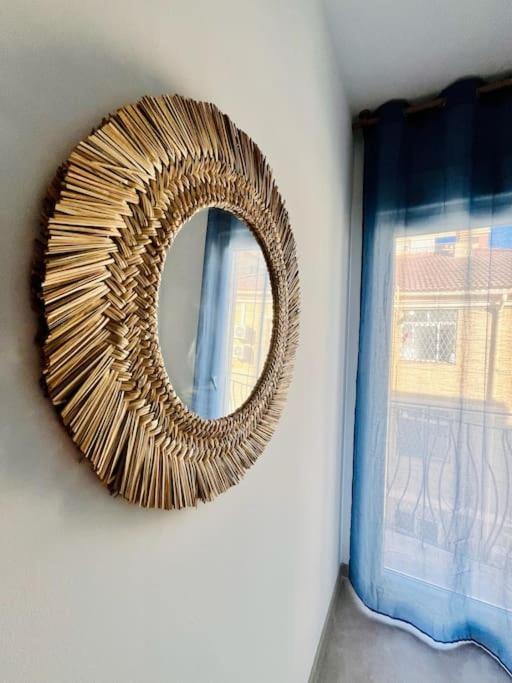 Lovely Apartment Close By City Center Малага Экстерьер фото
